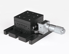 Linear translation stage with both top and bottom adapter plates